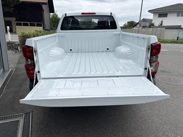 ISUZU D-Max Space Pick-up 2.2 DDi B-Strong 4x4