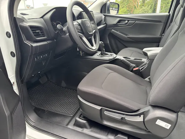 ISUZU D-Max Space Pick-up 2.2 DDi B-Strong 4x4