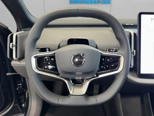 VOLVO EX30 CC P8 Plus AWD