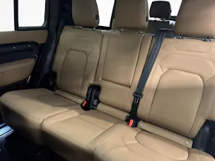 Land Rover Defender 130 3.0 D I6 350 X-Dynamic HSE
