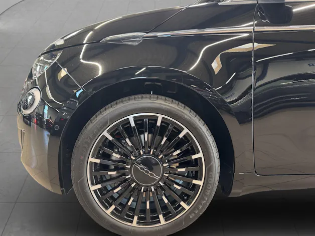 FIAT 500 La Prima