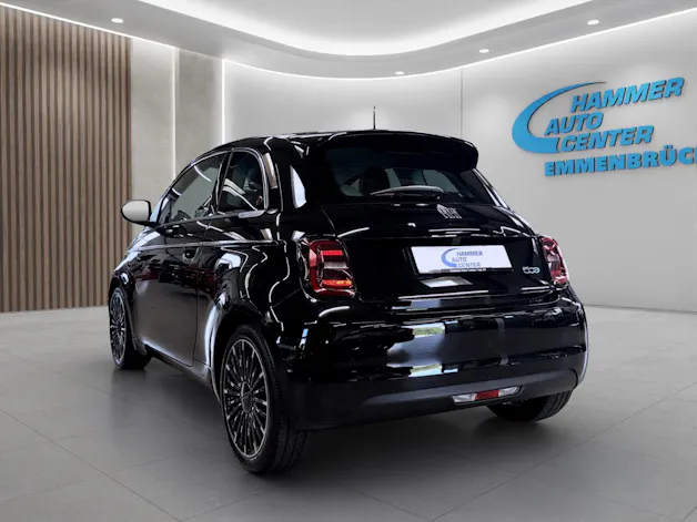 FIAT 500 La Prima