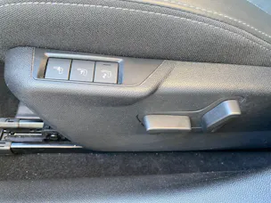 PEUGEOT 208 1.2 Hybrid 145 GT