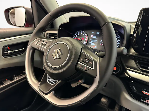 Suzuki Swift 1.2 Piz Sulai Top Hybrid 4x4