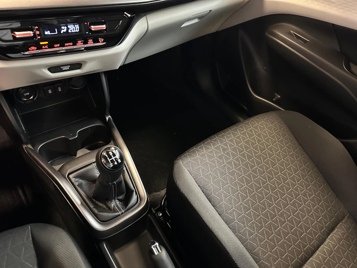 image du véhicule SUZUKI SWIFT