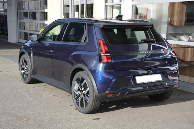 RENAULT R5 E-Tech Comfort Range techno