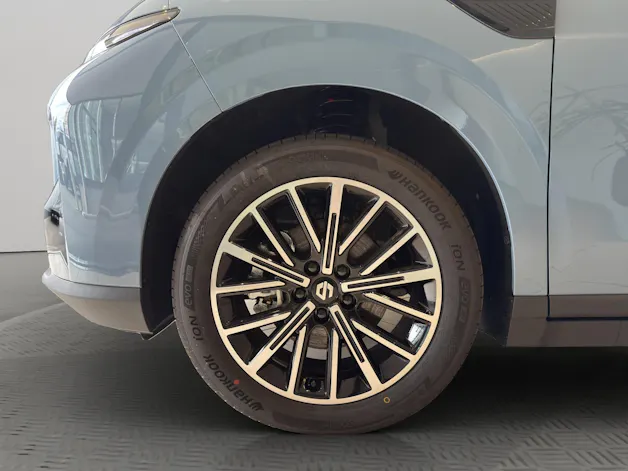 Leapmotor B10 1.5 Hybrid EV