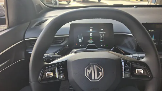MG 3 1.5 Hybrid Luxury