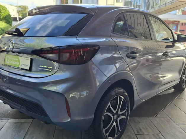 MG 3 1.5 Hybrid Luxury