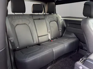 Land Rover Defender 90 3.0 D I6 250 X-Dynamic SE