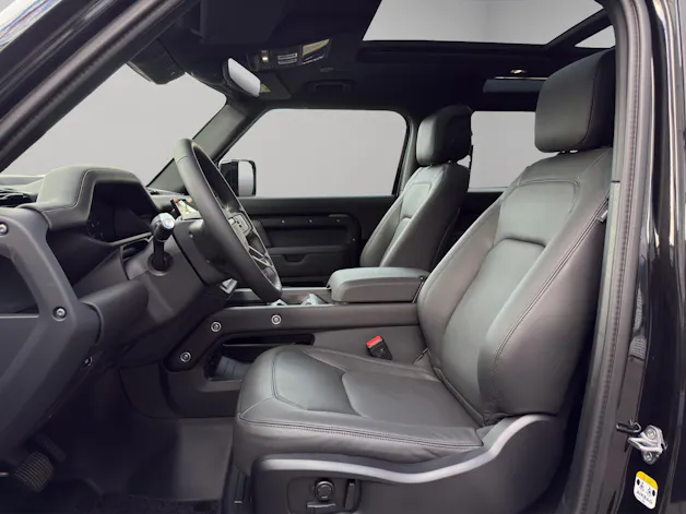 Land Rover Defender 90 3.0 D I6 250 X-Dynamic SE