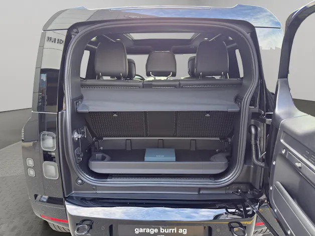 Land Rover Defender 90 3.0 D I6 250 X-Dynamic SE