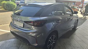 MG 3 1.5 Hybrid Luxury