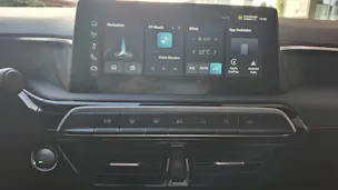 MG 3 1.5 Hybrid Luxury