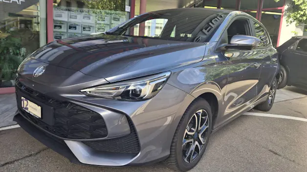 MG 3 1.5 Hybrid Luxury