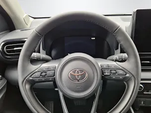 Toyota Yaris 1.5 VVT-i HSD Trend