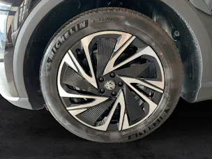 MG S6 EV 77 kWh Luxury 4WD