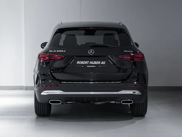 MERCEDES-BENZ GLA 220 d 4MATIC Swiss Star