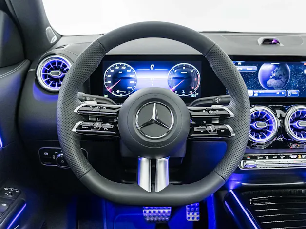 MERCEDES-BENZ GLA 220 d 4MATIC Swiss Star