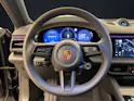 PORSCHE Macan 4