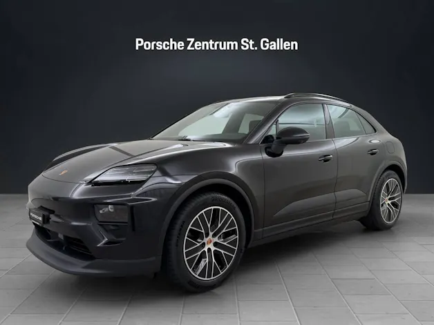 PORSCHE Macan 4