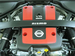 NISSAN 370 Z Coupé 3.7 V6 24V Nismo