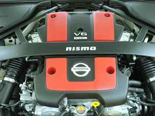NISSAN 370 Z Coupé 3.7 V6 24V Nismo