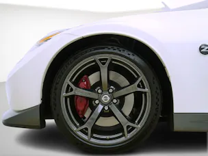 NISSAN 370 Z Coupé 3.7 V6 24V Nismo