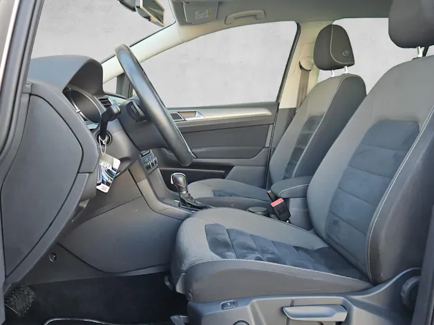 VW Golf VII Sportsvan 1.4 TSI 150 Comfortline DSG*ab Service/MFK*8- Fach Räder*Xenon*Alcantara*