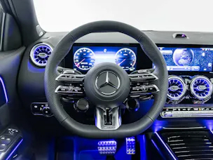 MERCEDES-BENZ GLA 35 AMG 4MATIC