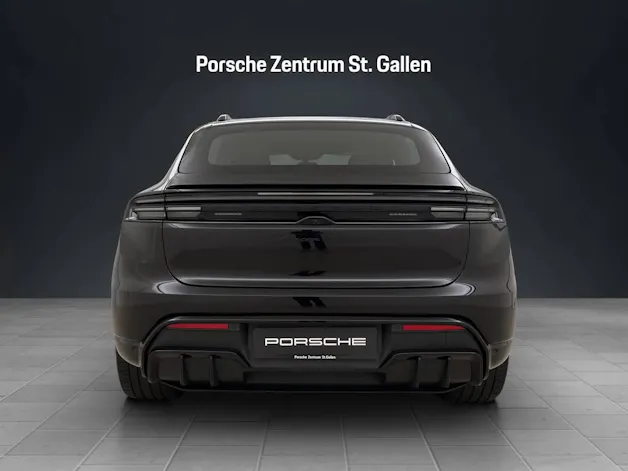 PORSCHE Macan GTS