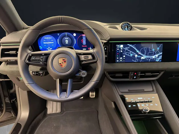PORSCHE Macan GTS