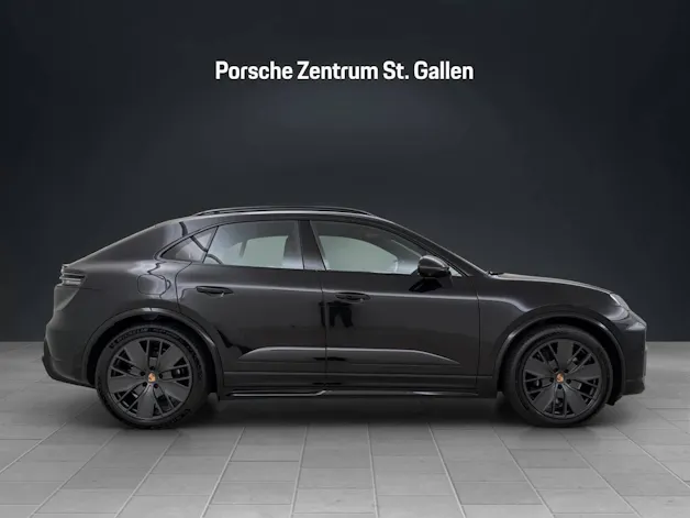 PORSCHE Macan GTS