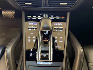 PORSCHE Cayenne E-Hybrid Coupé