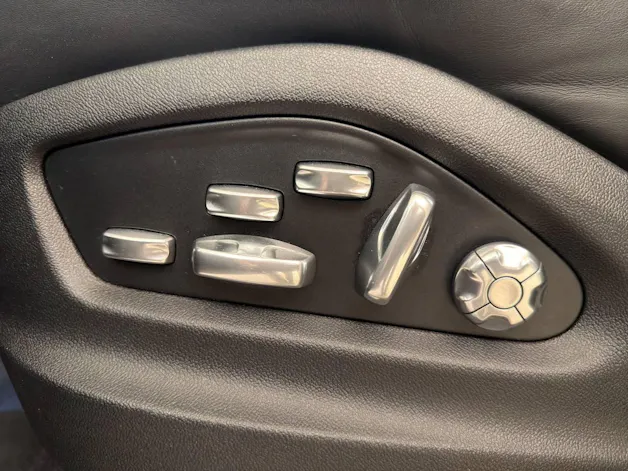 PORSCHE Cayenne E-Hybrid Coupé