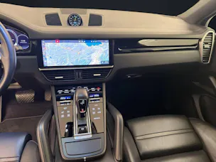 PORSCHE Cayenne E-Hybrid Coupé