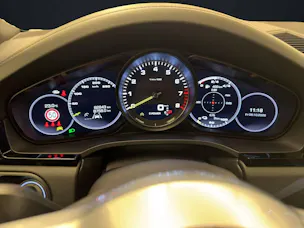 PORSCHE Cayenne E-Hybrid Coupé