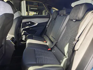 PEUGEOT 3008 1.2 Hybrid GT Exclusive