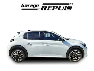 PEUGEOT 208 1.2 Hybrid 145 GT Exclusive
