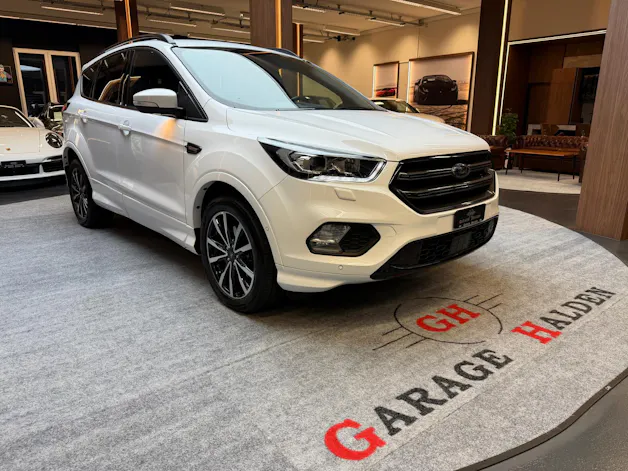 FORD Kuga 2.0 TDCi 150 ST-Line 2WD