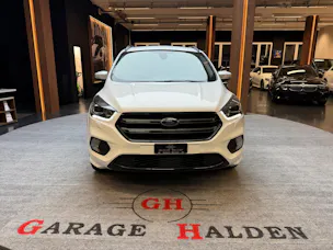 FORD Kuga 2.0 TDCi 150 ST-Line 2WD