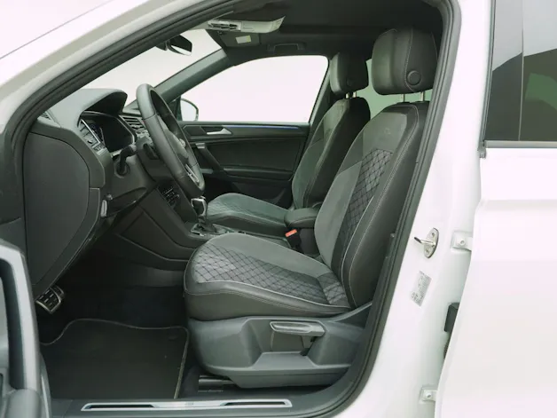 VW Tiguan Allspace 2.0 TDI DSG R-Line Black Style 4Motion