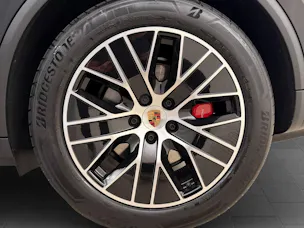 PORSCHE Macan 4S