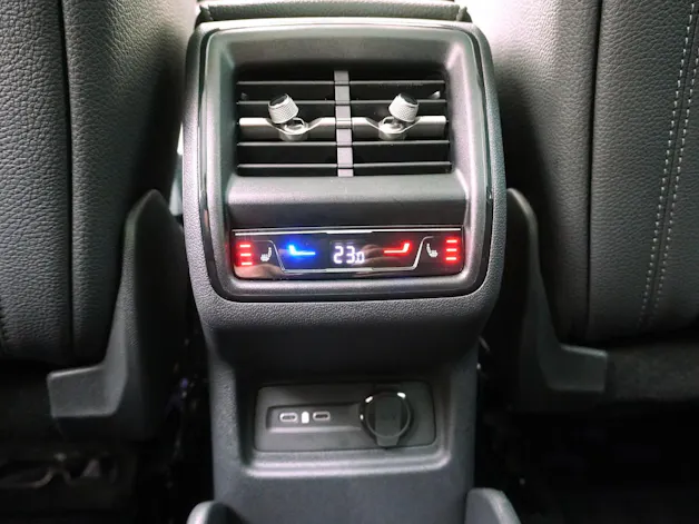 SKODA Kodiaq 2.0 TDI DSG Selection Suite 4WD