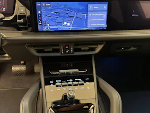 PORSCHE Cayenne E-Hybrid Black Edition