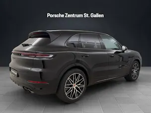 PORSCHE Cayenne E-Hybrid Black Edition