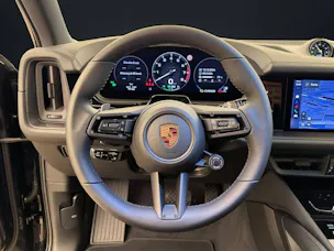 PORSCHE Cayenne E-Hybrid Black Edition