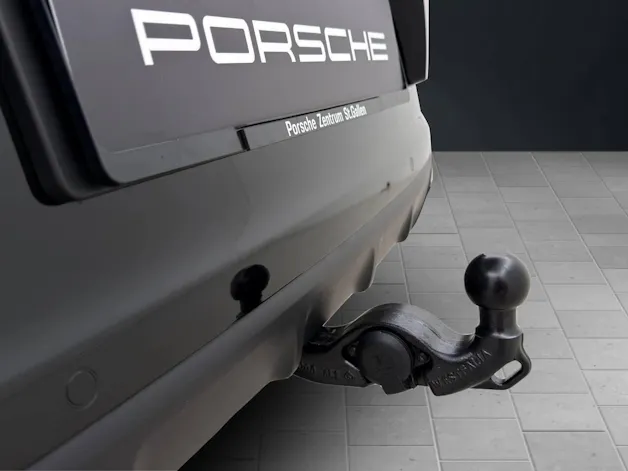 PORSCHE Cayenne E-Hybrid Black Edition