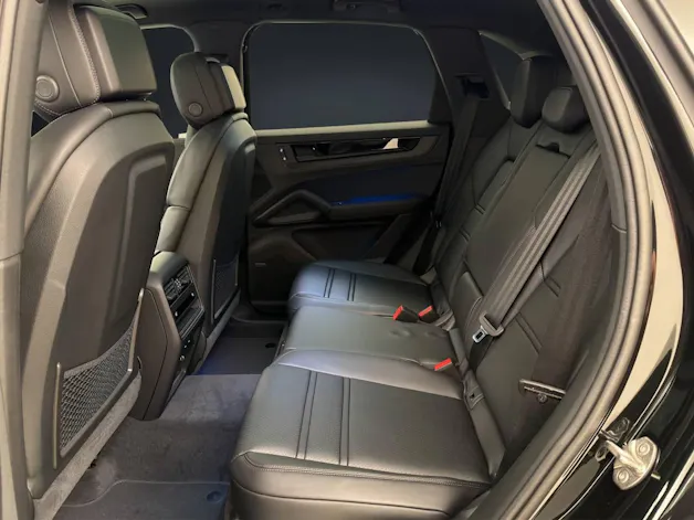 PORSCHE Cayenne E-Hybrid Black Edition