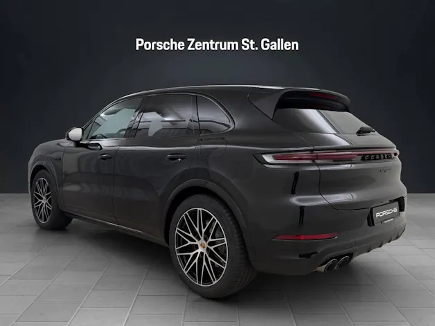 PORSCHE Cayenne E-Hybrid Black Edition